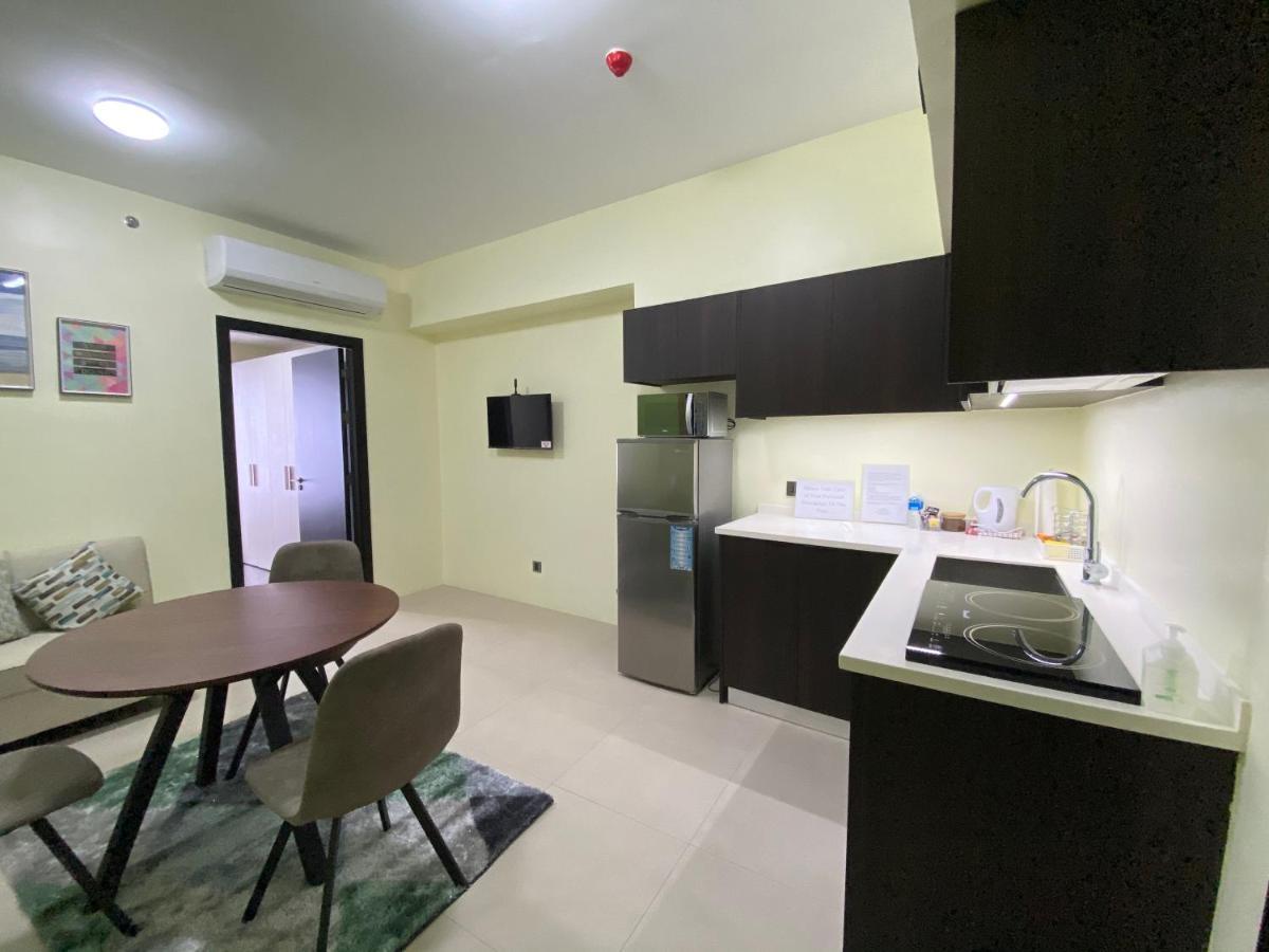 Condotel Aeon Towers Davao 20Mbps Wifi Экстерьер фото