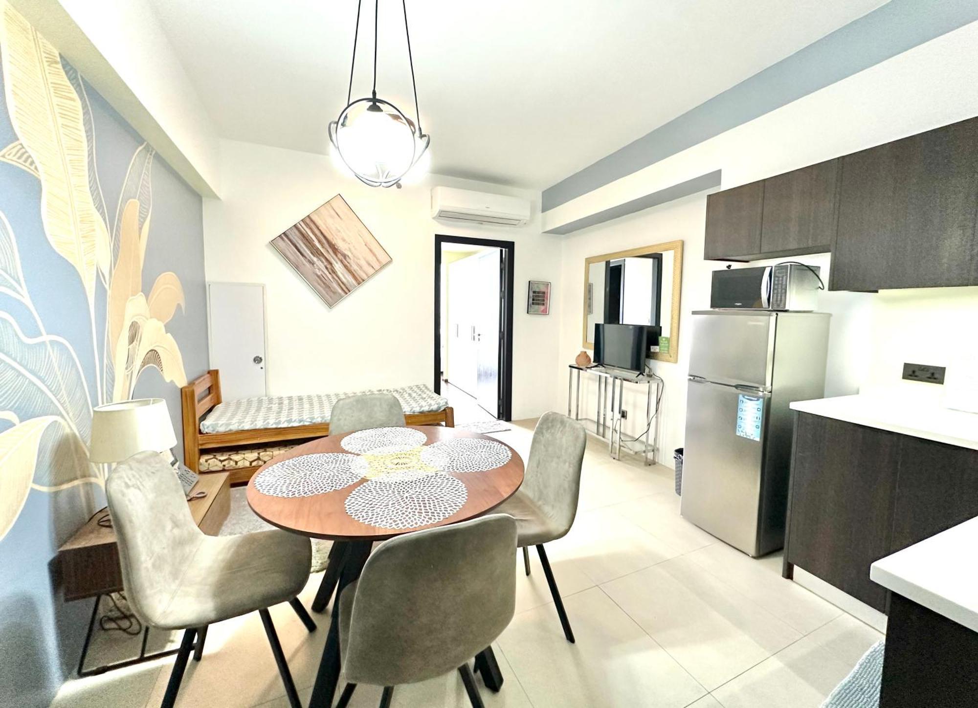 Condotel Aeon Towers Davao 20Mbps Wifi Экстерьер фото